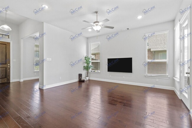 Building Photo - 8451 Bronzegate Trl