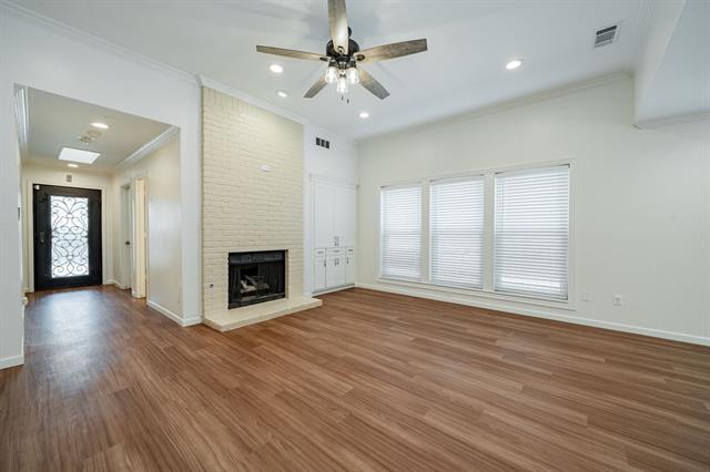 Foto del edificio - 5838 Preston Valley Dr