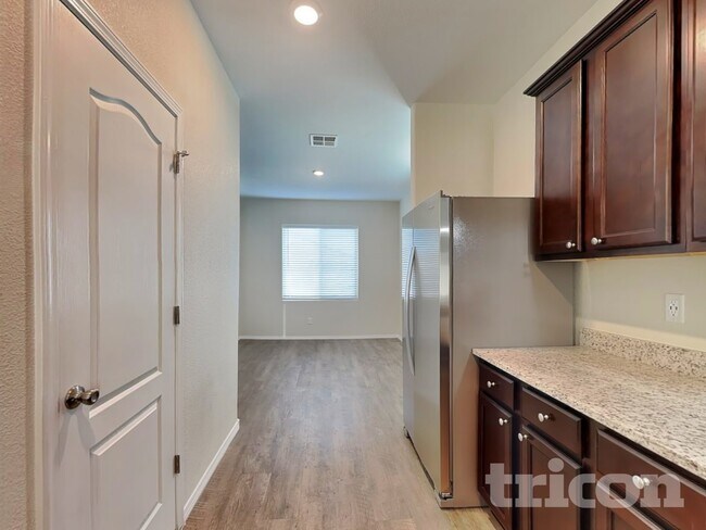 Foto del edificio - 3715 Buffalo Trail Rd NE