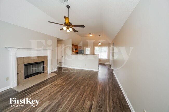 Foto del edificio - 4194 Rainey Woods Dr