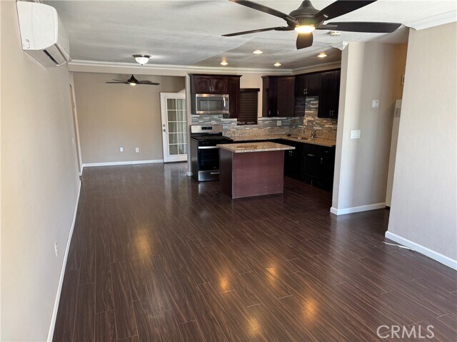 Foto del edificio - 926 Griffith Way