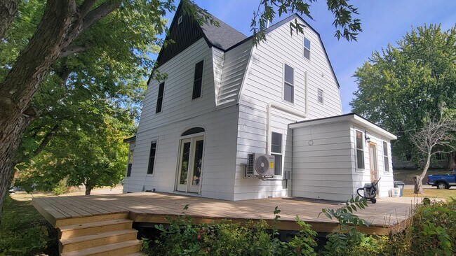 Foto del edificio - 444 Minnesota Ave E