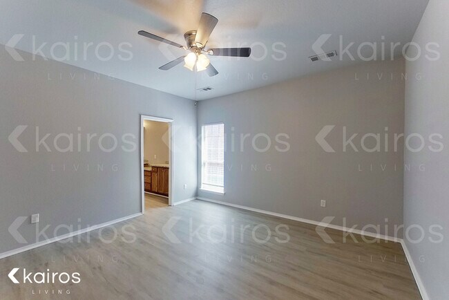 Foto del edificio - 9822 Prather Ave