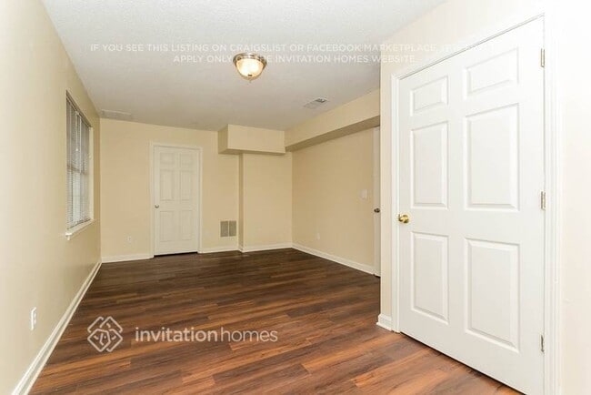 Building Photo - 1131 Collyns Ct