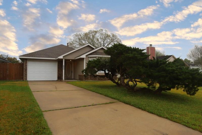 4817 Redbud Dr, Rosenberg, TX 77471 House Rental in Rosenberg, TX
