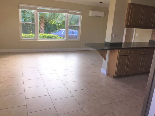 Foto del edificio - Spacious 3-Bedroom Home in Rio Vista - One...