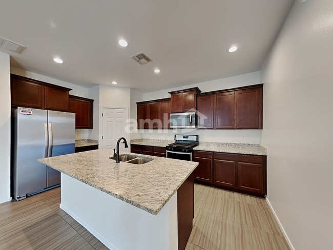 Building Photo - 11135 E Vail Vista Ct
