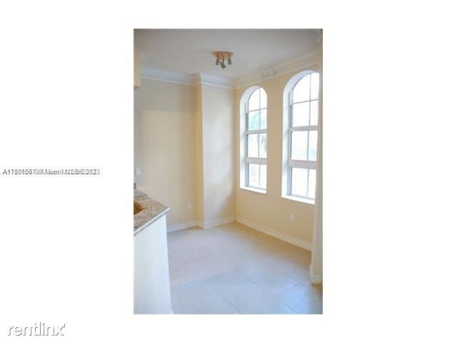 Foto del edificio - 2 br, 2 bath Condo - 3001 NE 185th St Apt 220