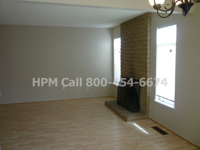 Building Photo - 430 Terrace Blvd