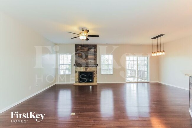 Foto del edificio - 12204 Flatbush Dr