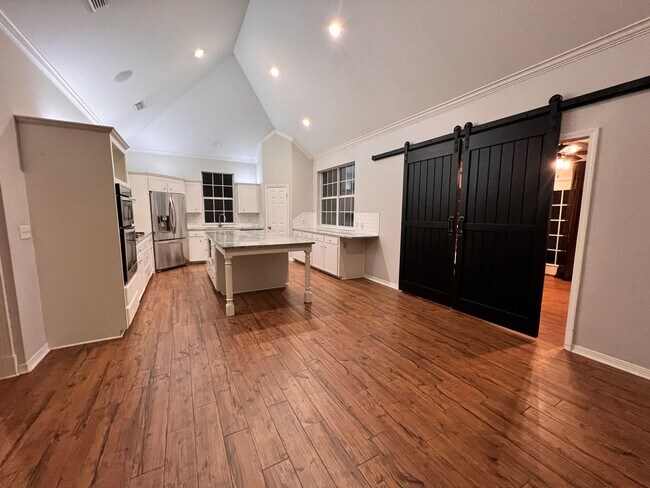 Foto del edificio - Gorgeous home in Greenacres -North Bossier... Close to Barksdale Air Force Base