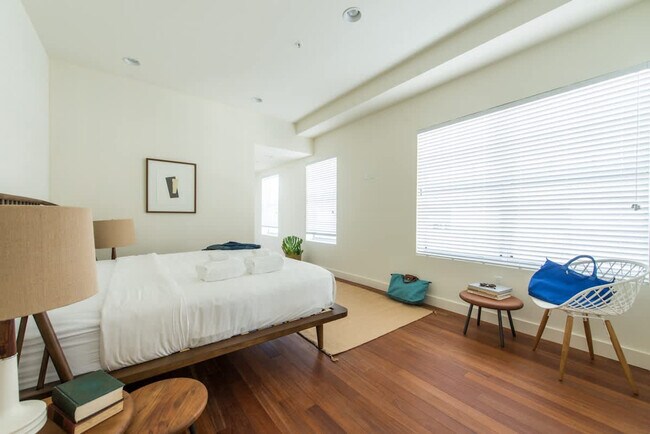 Foto del edificio - 701 4th St