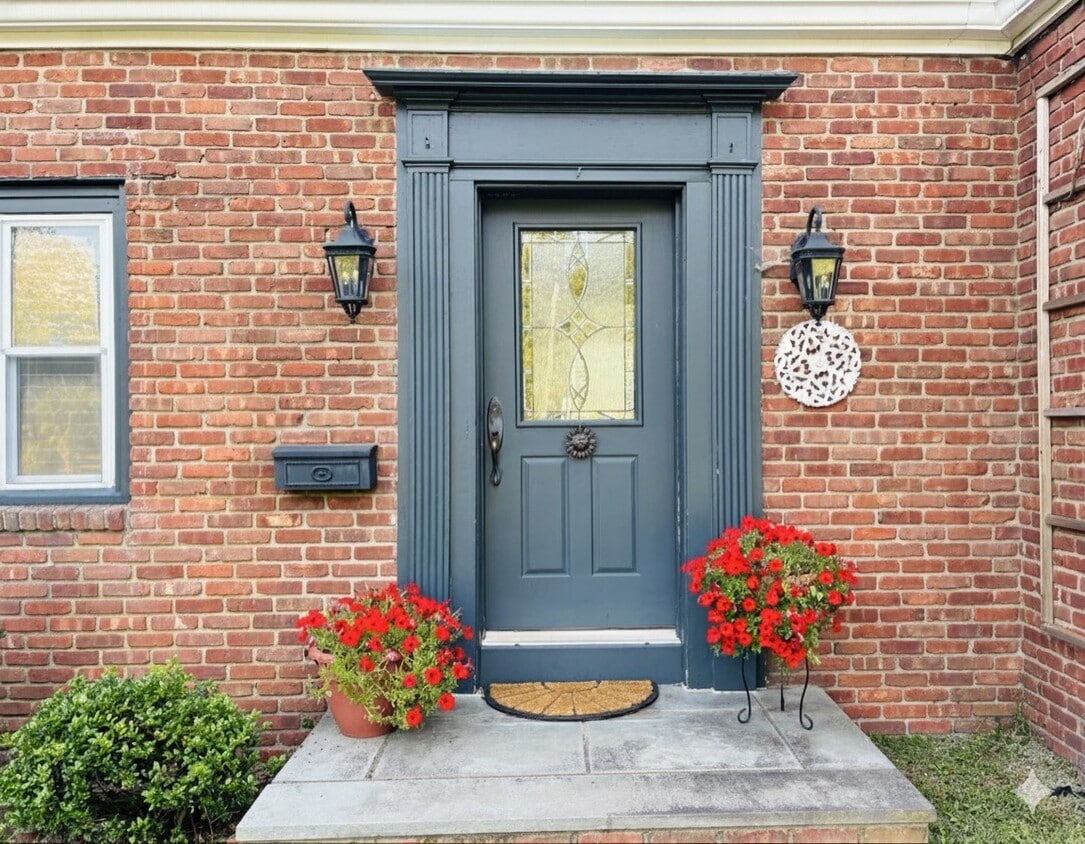 Foto principal - 805 2nd St N