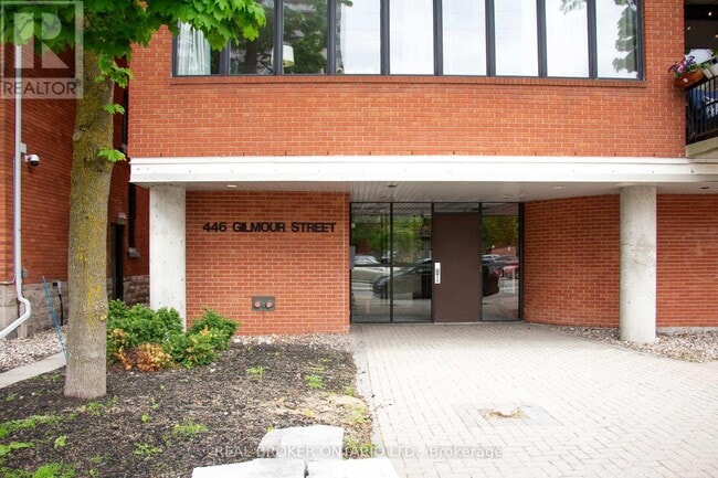 Building Photo - 446-446 Gilmour St