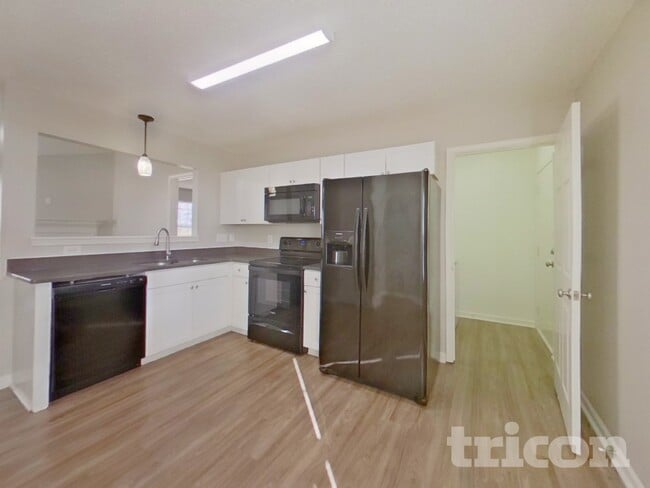 Building Photo - 3428 Nevin Brook Rd