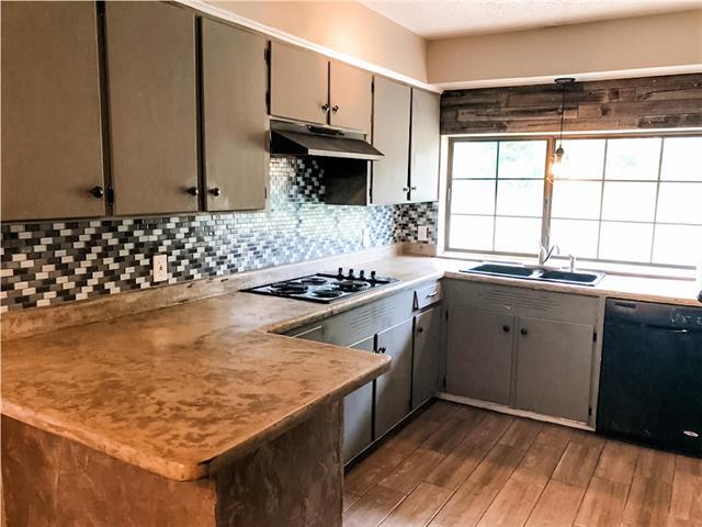 Foto del edificio - 3709 Wendell Dr