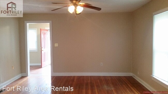 Building Photo - 2 br, 1 bath House - 1724 N. Jefferson St