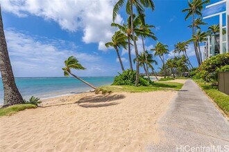 Building Photo - 4999 Kahala Ave