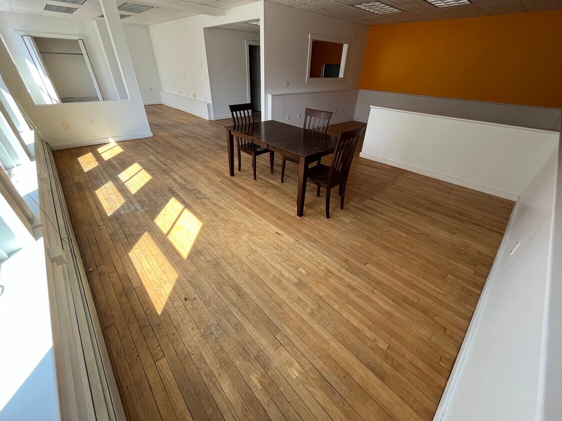 283 Water St Unit 2A, Gardiner, ME 04345 Apartments in Gardiner, ME