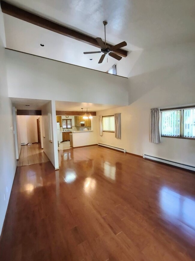 Building Photo - 12 Los Arboles Dr