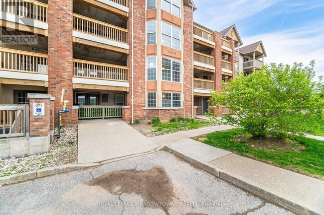 Building Photo - 4005 Kilmer Dr