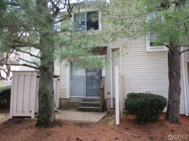 Foto del edificio - 1158 Schmidt Ln