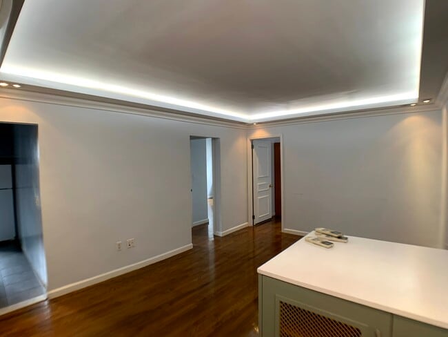 Building Photo - 46 Mulberry St