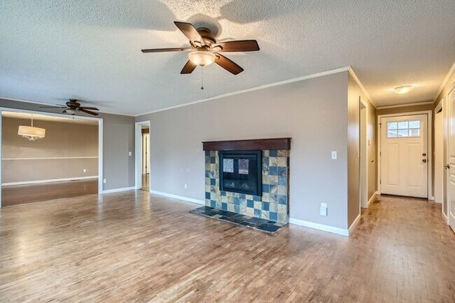 Foto del edificio - 11612 100th Ave Ct E, Puyallup, WA, 98373