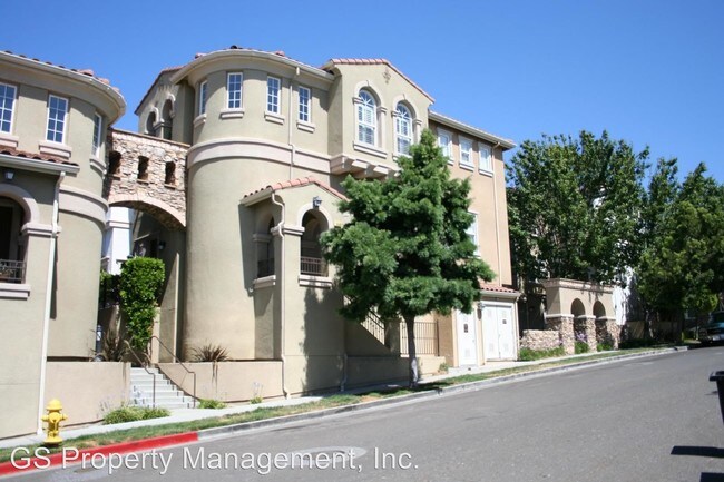 Building Photo - 356 Adeline Ave