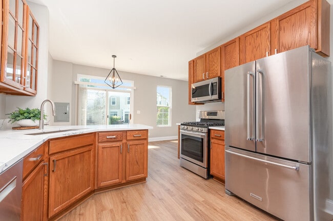 Building Photo - 206 Barrett Dr