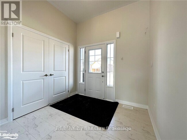 Building Photo - 58 Nicort Rd