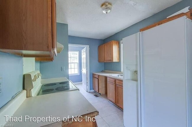 Foto del edificio - 3 br, 2 bath House - 310 4th Street