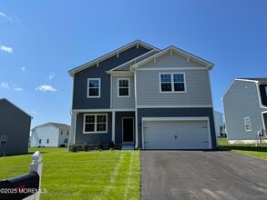 Building Photo - 17 Whaler Ave