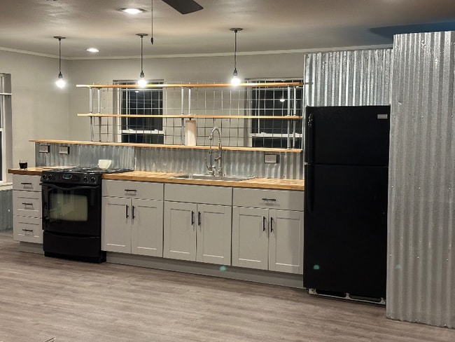 Building Photo - 19602 E Onyx Ln