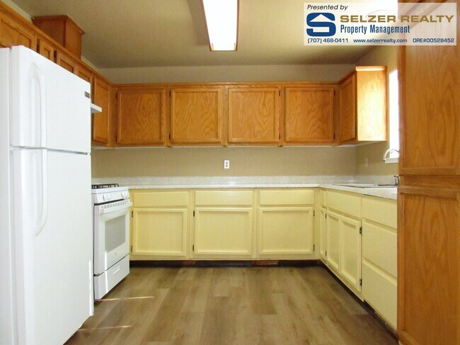 Foto del edificio - Cozy 3 bd. home on a conveniently located corner lot!