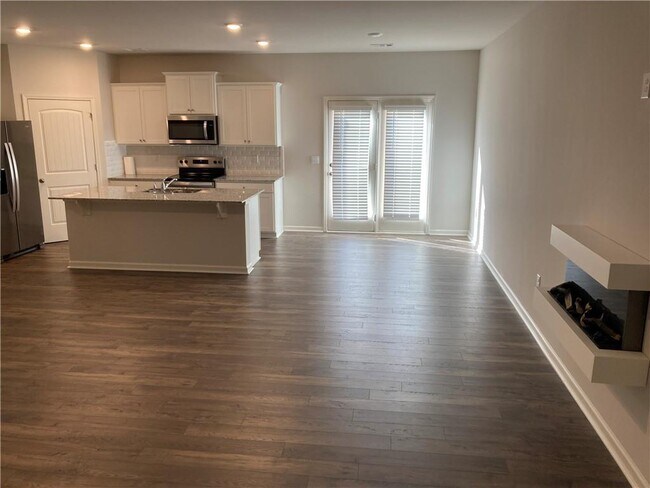 Foto del edificio - 28 Rustin Ridge