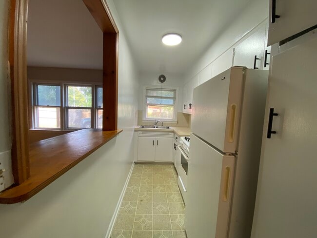 Foto del edificio - 1117 S Westnedge Ave