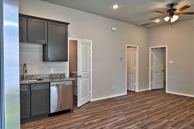 Foto del edificio - 11552 Persimmon St