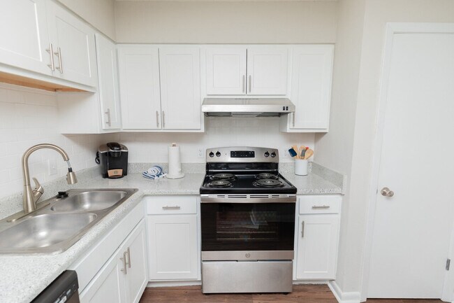 Foto del edificio - Crossings at Pinebrook