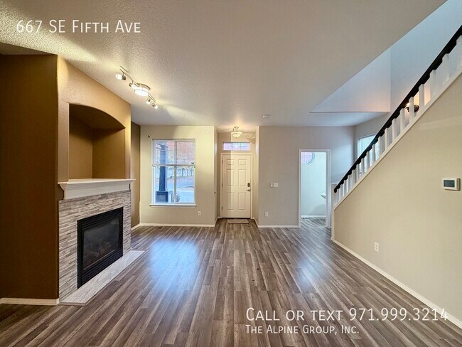 Foto del edificio - 667 SE Fifth Ave-