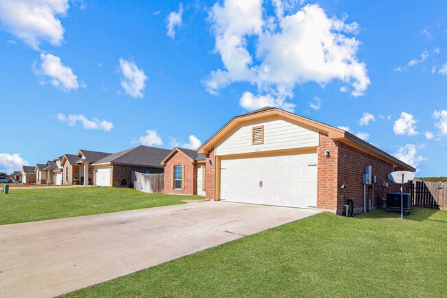Building Photo - 2609 Alamocitos Creek Dr