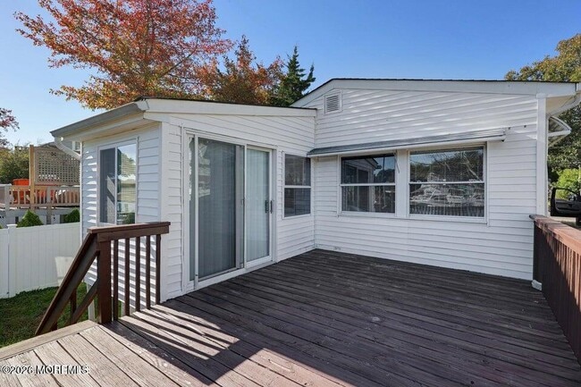 Foto del edificio - 1423 Holmes Ave