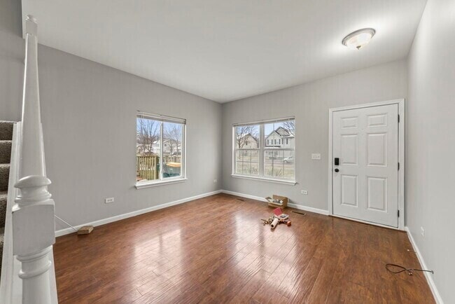 Building Photo - 2817 Hoffman St