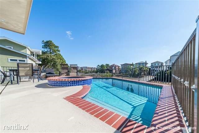 Foto del edificio - 30 Bradley Cir