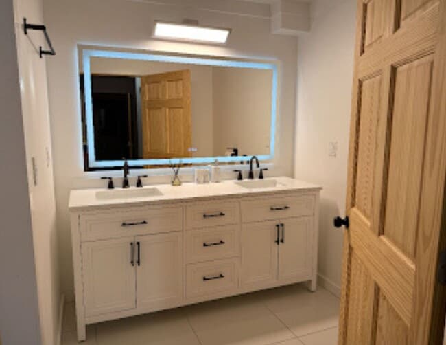 Building Photo - 651 Chena Hot Springs Rd