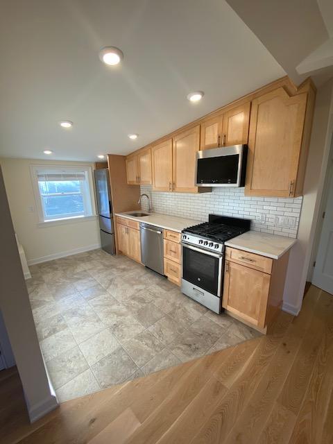 Primary Photo - 791 E Blvd