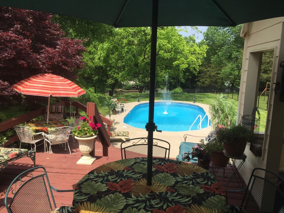 Primary Photo - 1103 Lochland Dr