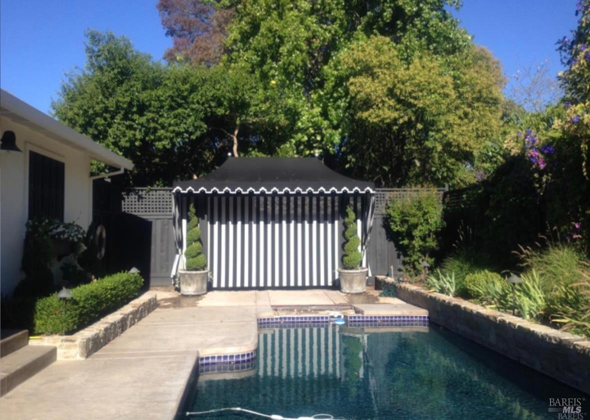 Foto principal - 1818 Spring Mountain Ct