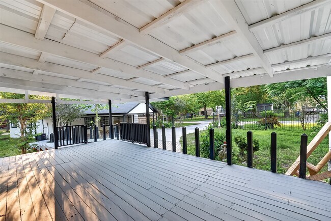 Building Photo - 20696 Brazos Dr