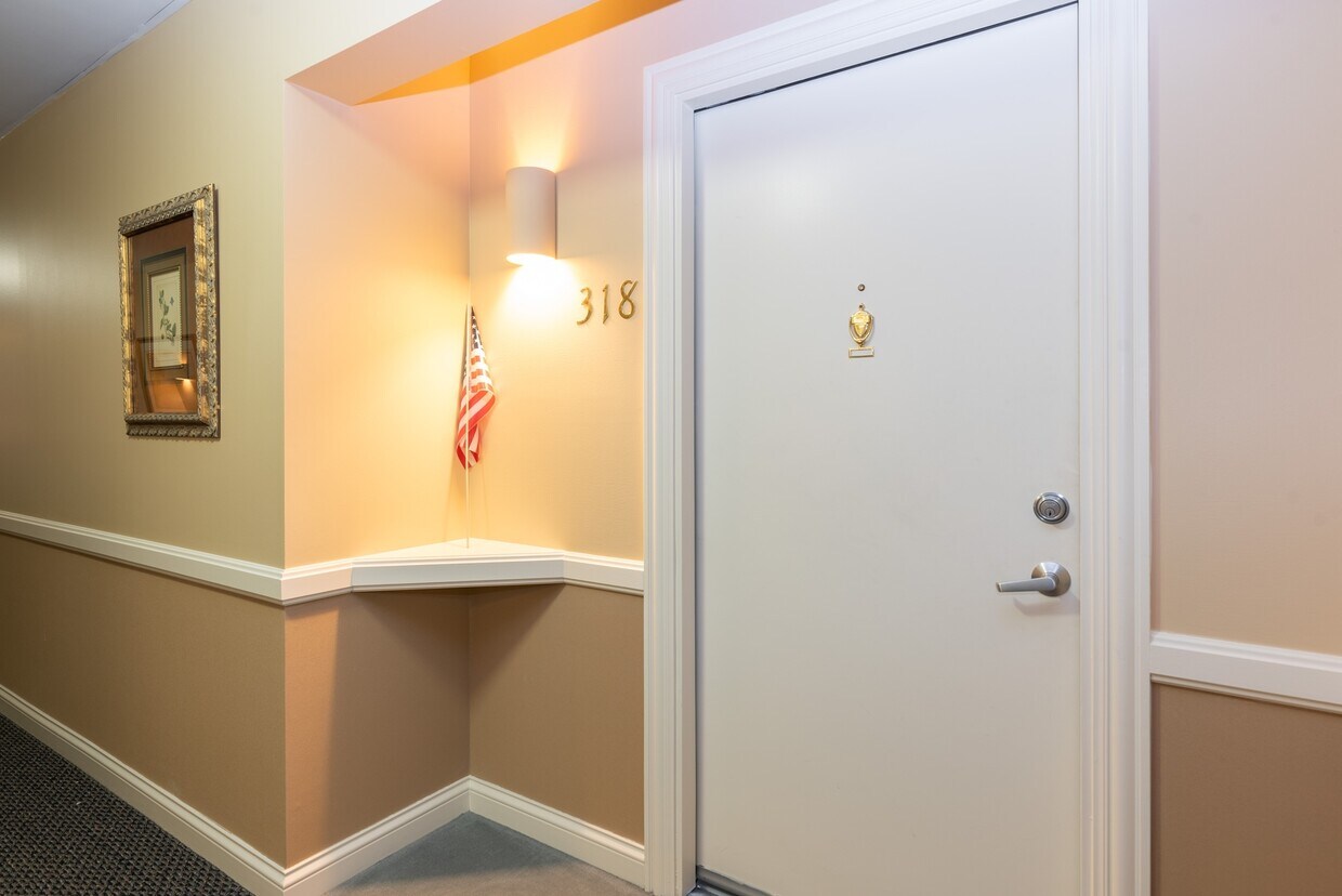 605 Barrington Ave Unit 318, East Dundee, IL 60118 Condo for Rent in